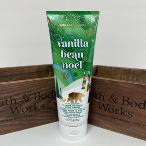Bath & Body Works Vanilla Bean Noel Body Cream